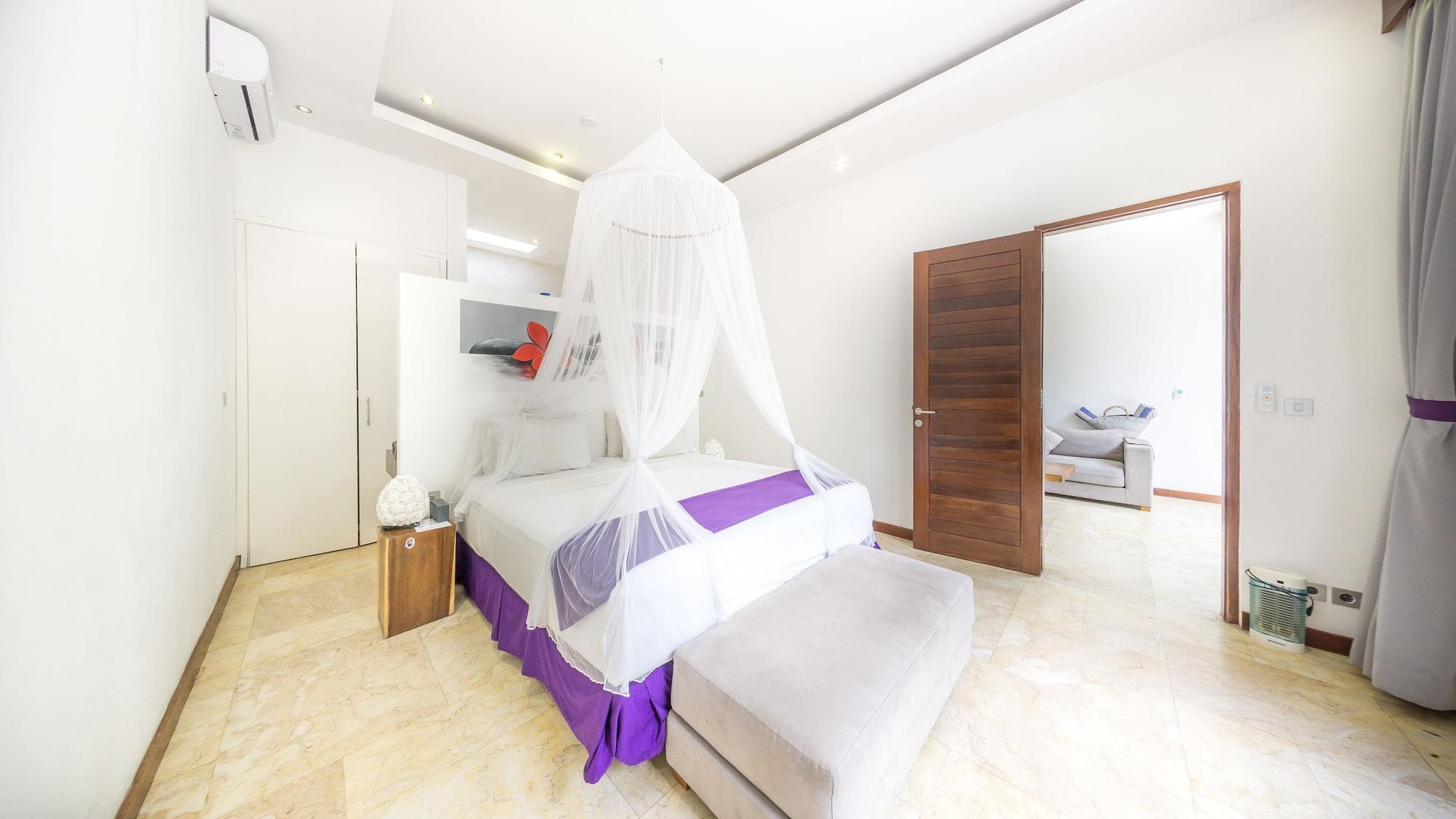 Anema Seminyak * Legian