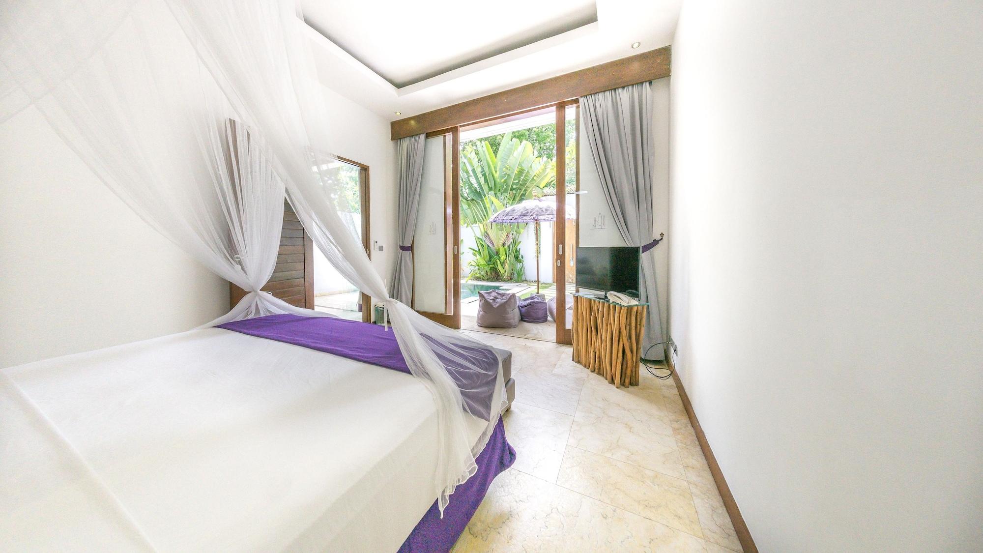 Anema Seminyak Villa Legian